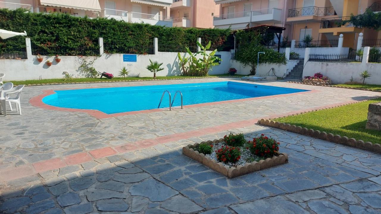 Blue Deluxe Apartment Kallithea  Buitenkant foto